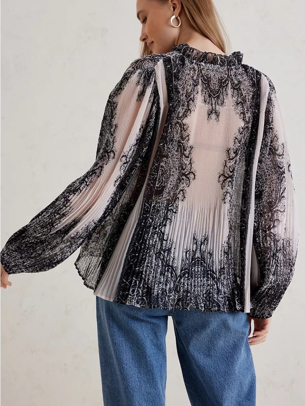 Anthropologie Forever that girl Sheer Pleated Blouse size medium - Picture 2 of 9